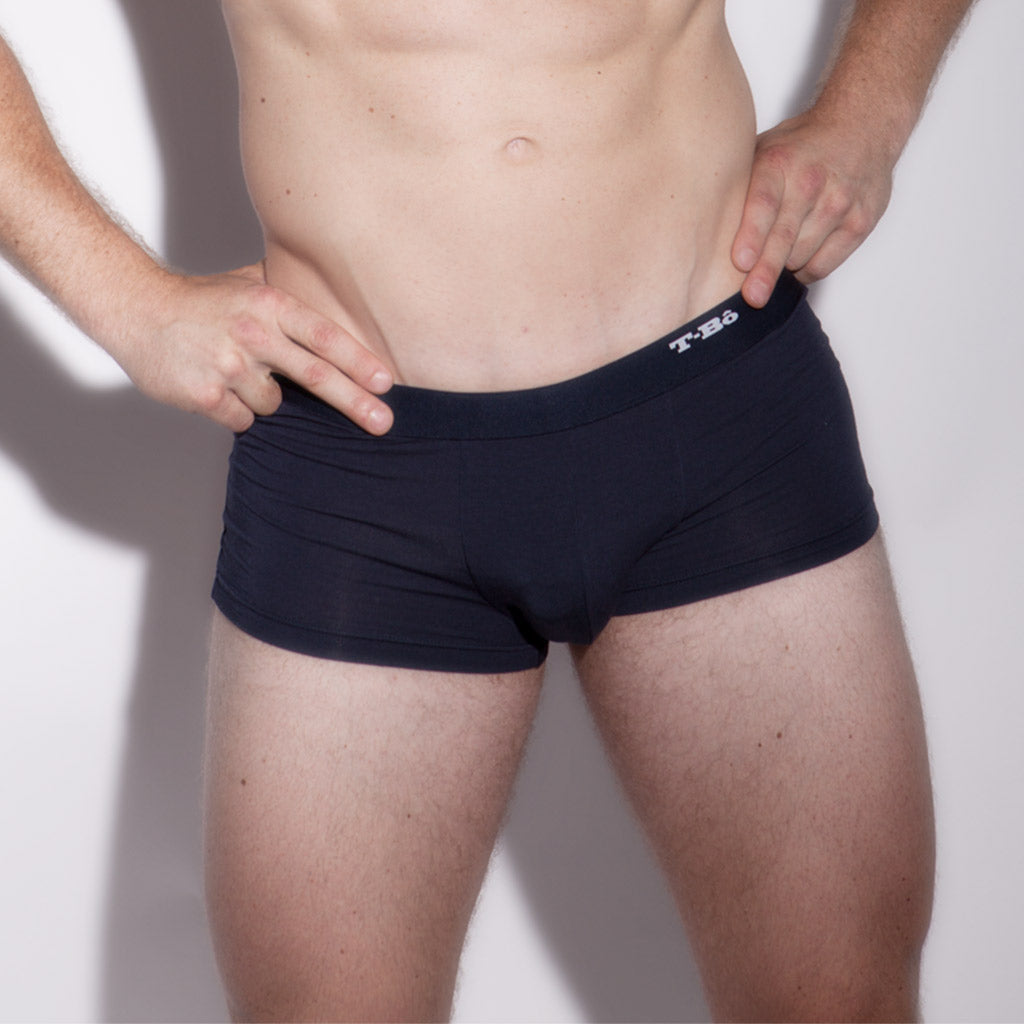 The Comfy AF Trunk Model Black Iris Left Side
