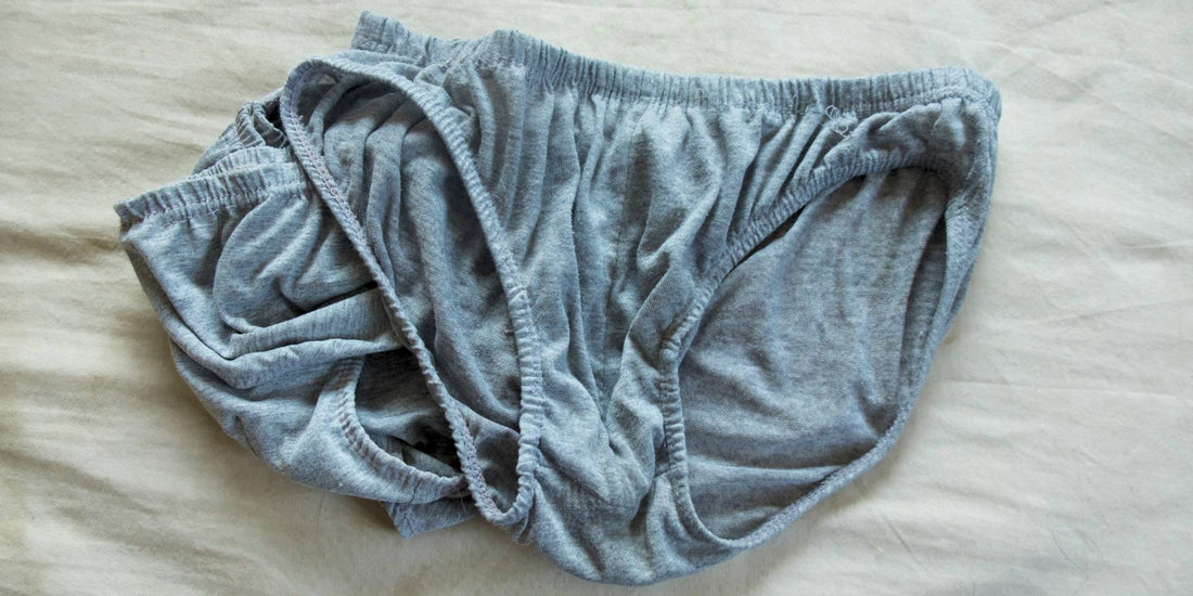 Can Old Underwear Make You Smell