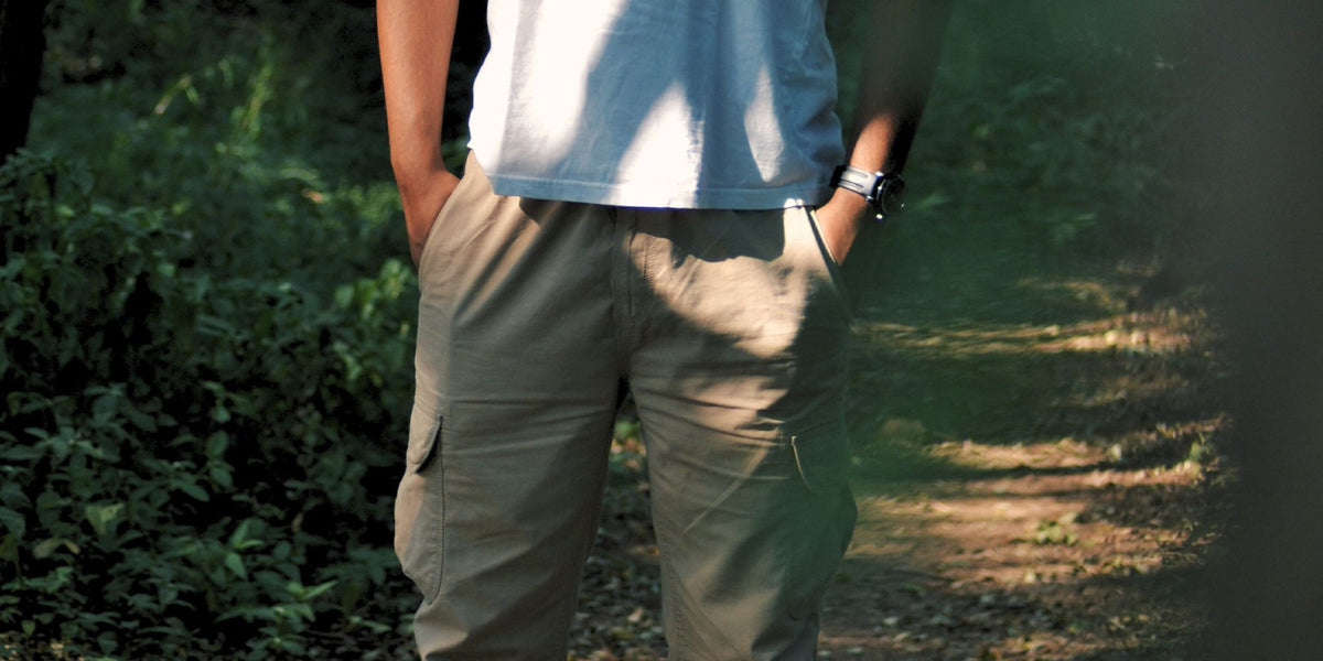 can I wear cargo pants to an interview 